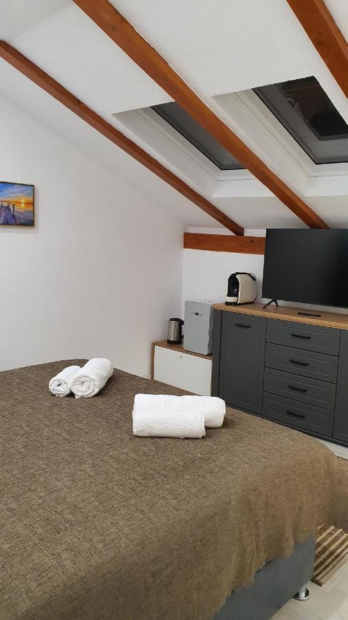 Apartmani Gandi Bihać Habitación foto